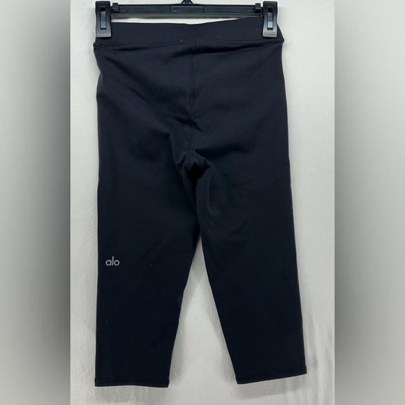 Alo Women’s Cropped Leggings Black Size XS / S Crossover Waist Band - Picture 3 of 10